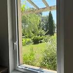 La Vieille Ferme De *