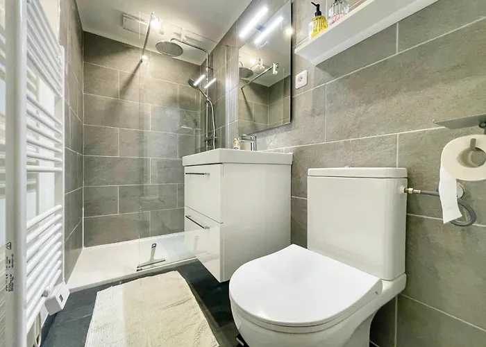 La Vieille Ferme De Hébergement de vacances *