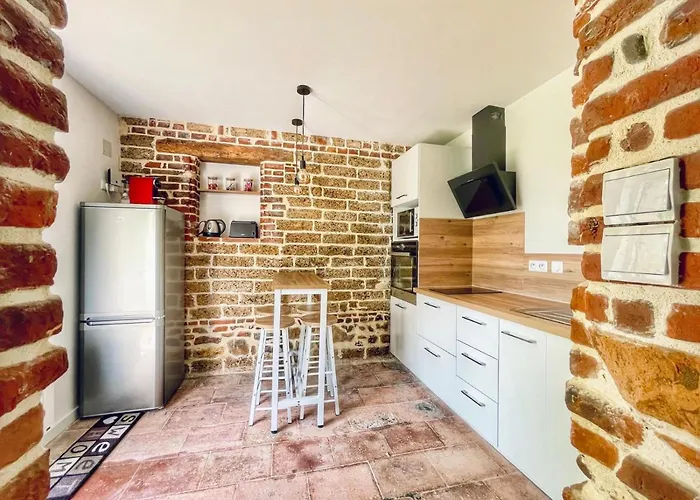 La Vieille Ferme De Hébergement de vacances *